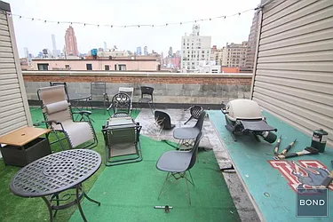 Rented by Bond New York