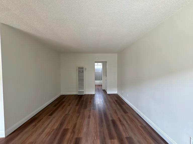 9781 Acacia Ave — Photo 10