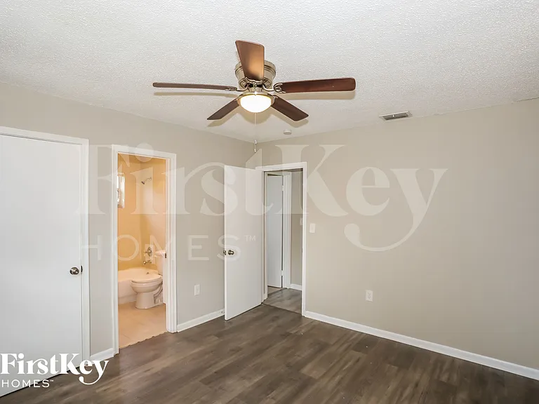 14971 SW 304th St — Photo 8