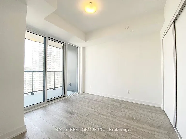 159 Wellesley St E #2511 — Photo 12