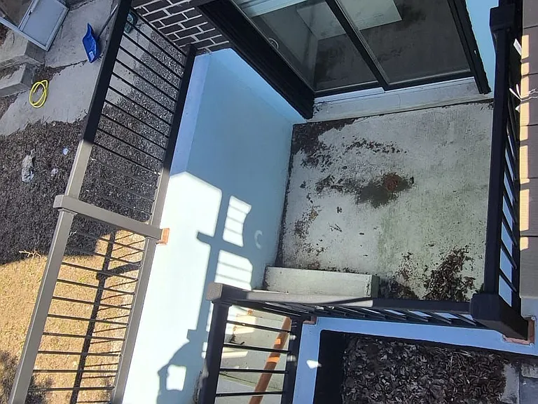 80 X Haslam St #BASEMENT — Photo 11