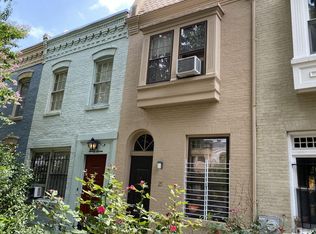 25 8th St NE, Washington, DC 20002