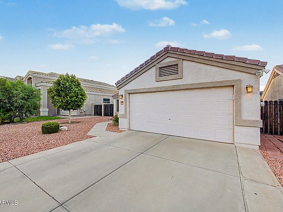 3rd image of 13022 W CROCUS Drive