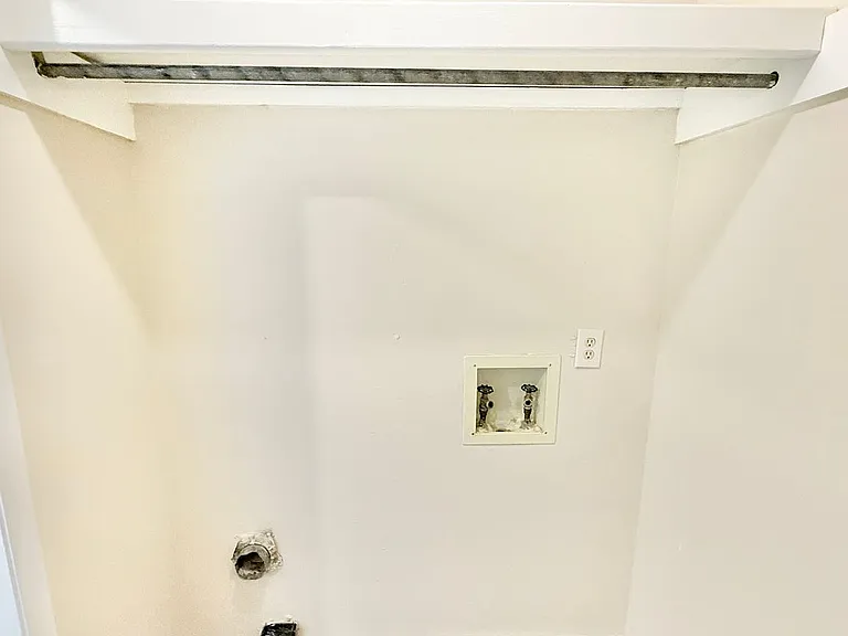 3864 Oakus Dr #5-B — Photo 9