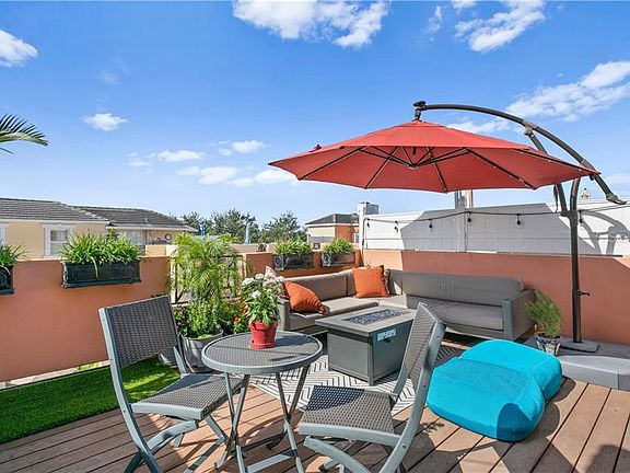 4th image of 2411 Victoria Gardens Ln
