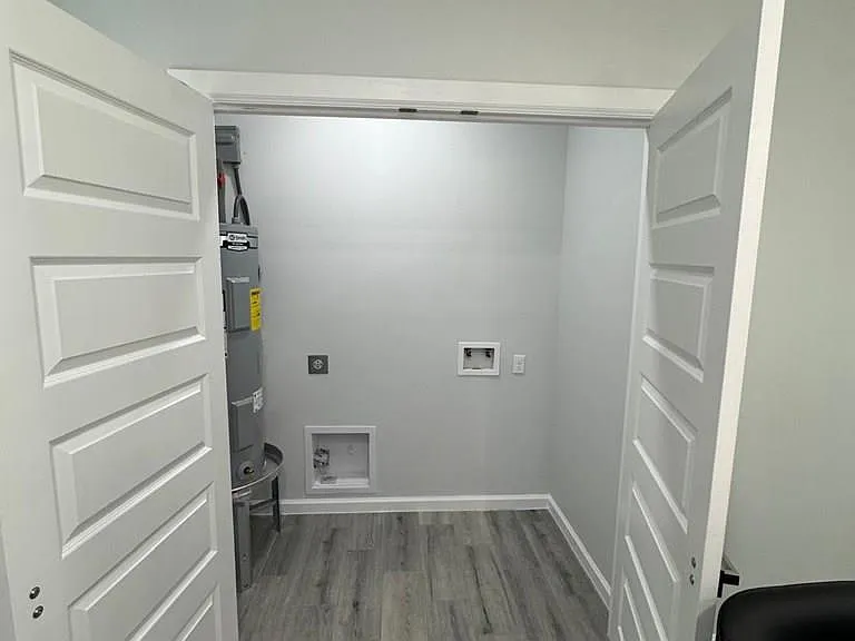 1704 Clinton St #2 — Photo 10