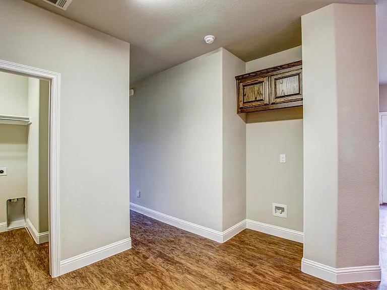 424 Canvas Ct — Photo 17