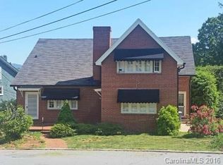 17 Bailey St, Canton, NC 28716