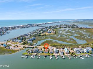 6 Pelican Dr, Wrightsville Beach, NC 28480