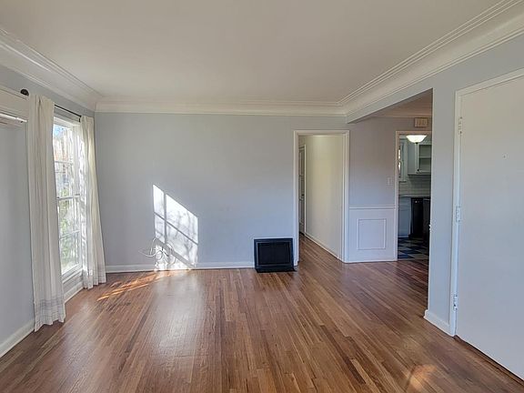 4th image of 11755 Moorpark St #11757-1/2