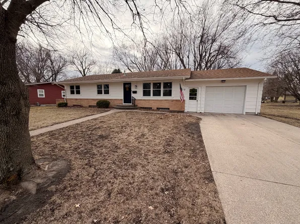 612 S 10th St, Sac City, IA 50583