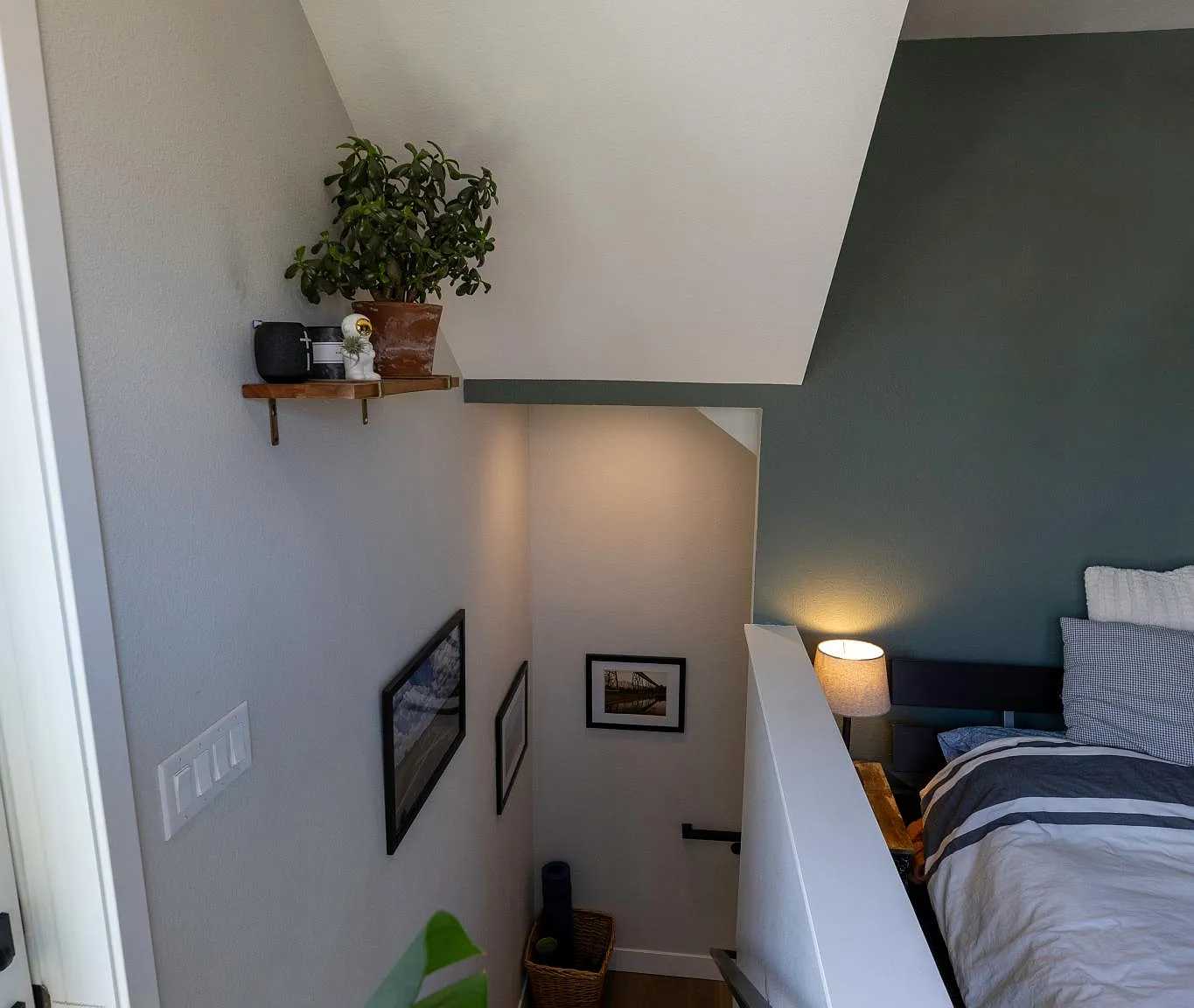 635 N Inca St — Photo 3