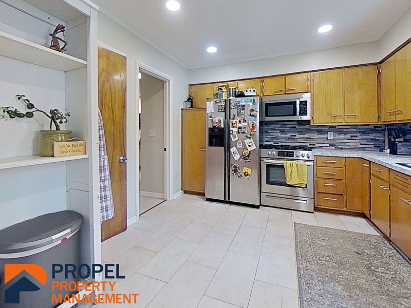 681 Center Dr, Ann Arbor, MI 48103 Zillow