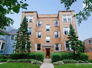 4421 N Hermitage Ave #3S, Chicago, IL