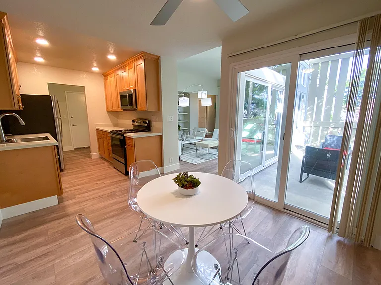 Brookdale Apartments — Photo 31
