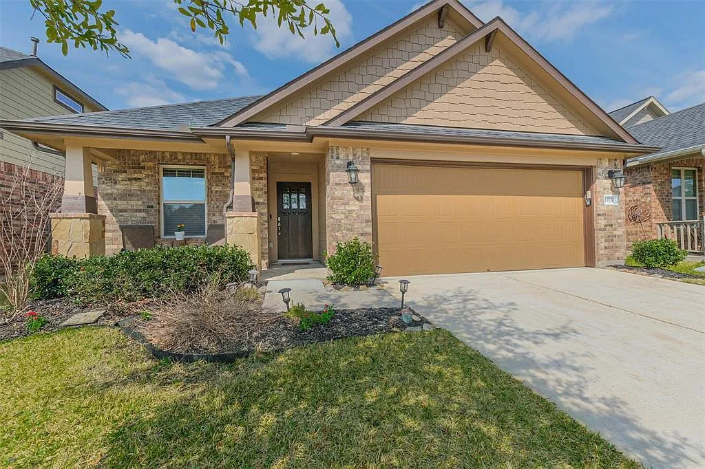 3 bed, 2.0 bath, 1518 sqft, $2,500 — Photo 2