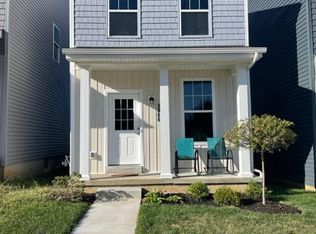 3866 Boulevard Heights Ct, Saint Louis, MO 63116