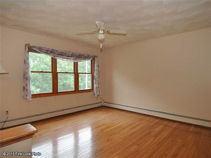 110 Reservoir Rd, Coventry, RI 02816 Zillow