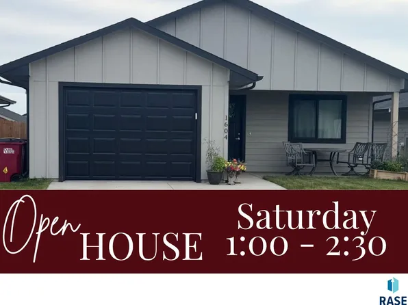 N Tina Dr, Sioux Falls, SD 57110