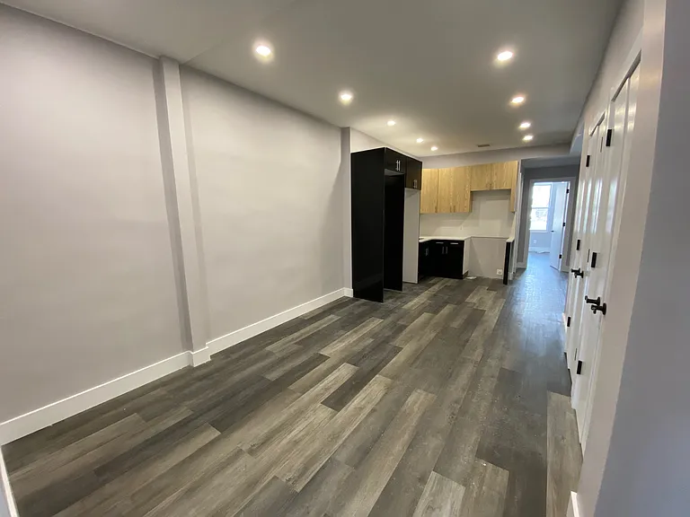 791 McDonald Ave #2 — Photo 7