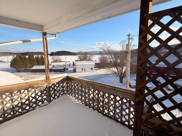 (undisclosed Address)