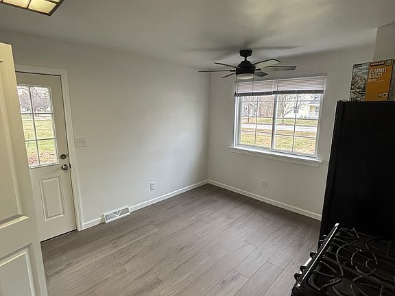 2nd image of 305 E Main St