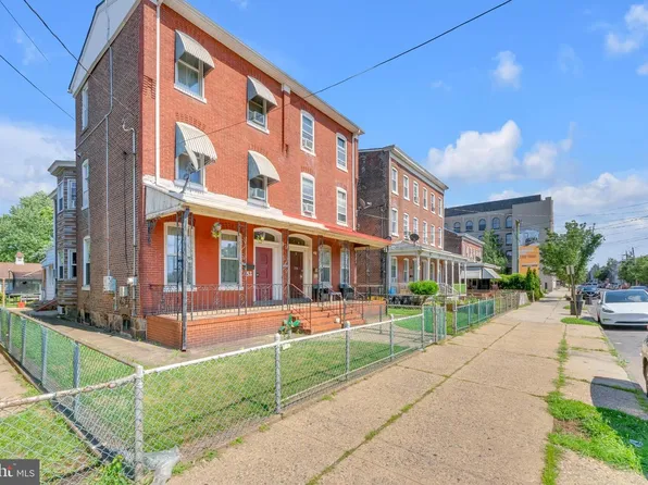 152 Division St, Trenton, NJ 08611