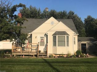 518 N Center St, Lagrange, OH 44050