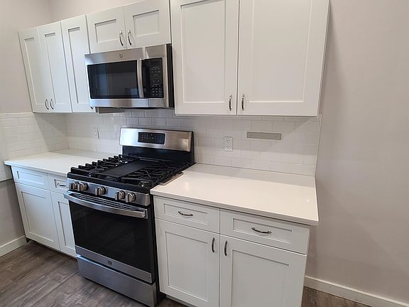 2nd image of 39 74th St APT E3