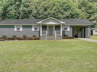 225 B East Ln, Talladega, AL 35160