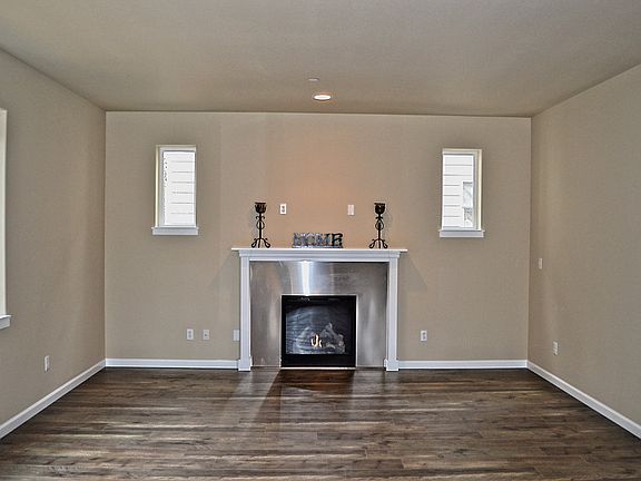 3rd image of 1512 Ethel St NW