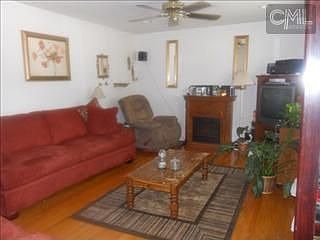 2nd image of 1407 Fairfax Dr