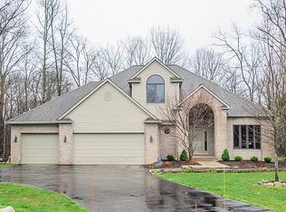 4572 Boxwood Ct, Ann Arbor, MI 48108