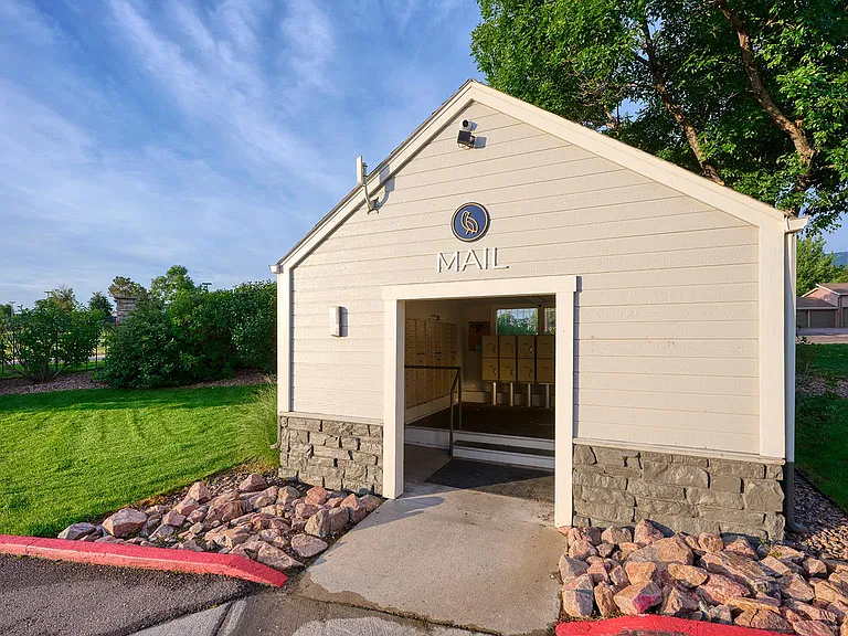Quail Cove Apartments — Photo 16