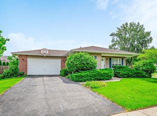 1319 Sage Ln, Harvard, IL 60033