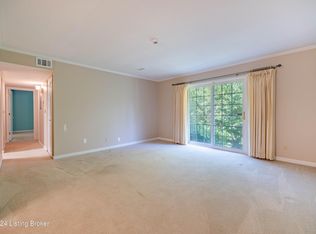 205 Flanders Ct APT 4, Louisville, KY