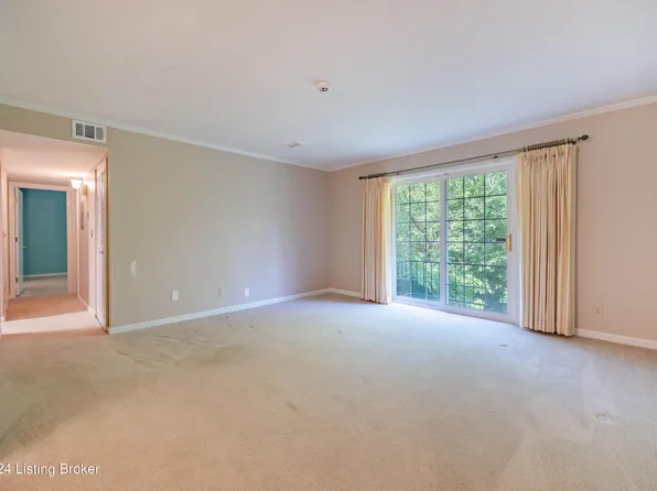 205 Flanders Ct APT 4, Louisville, KY 40218