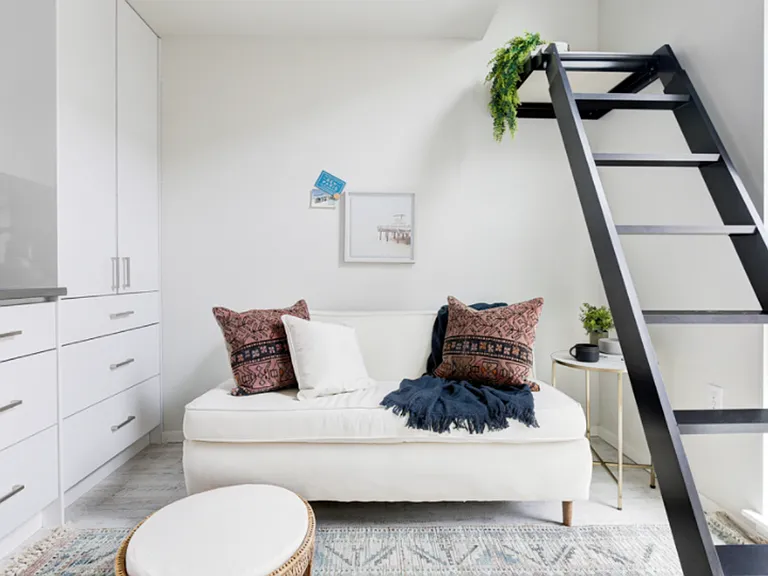 Welcome to 1806 23rd Ave Contemporary building — Photo 15
