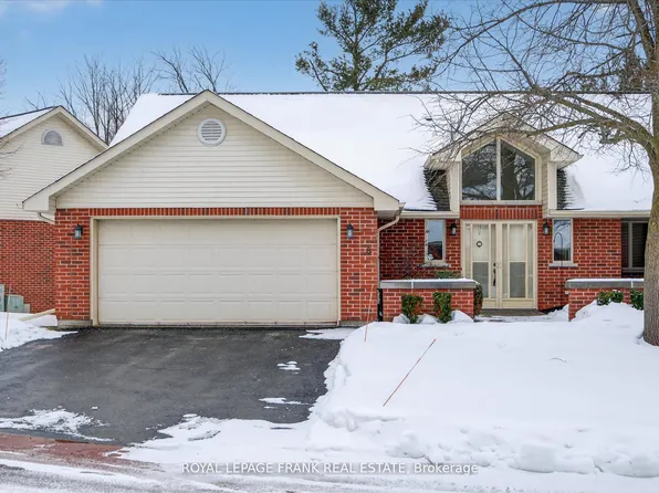 1121 Armour Rd #8, Peterborough, ON K9H 7N8