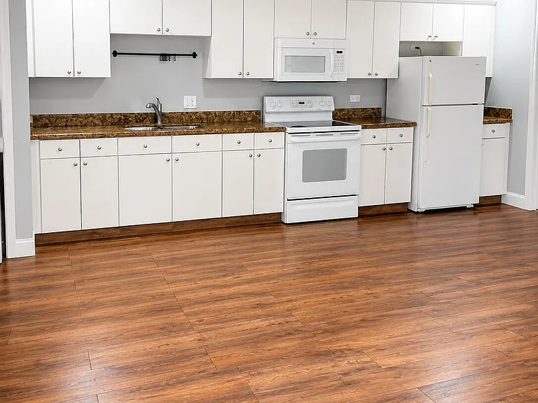 677 Trace Cir #205 — Photo 4