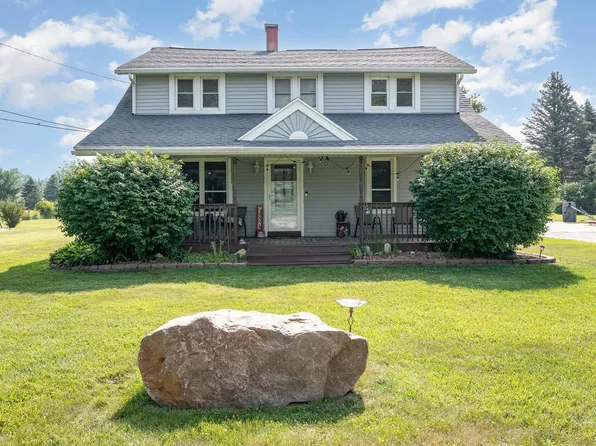 8104 N Grafton Rd, Alma, MI 48801