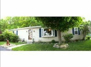 281 Riley Rd, New Windsor, NY 12553