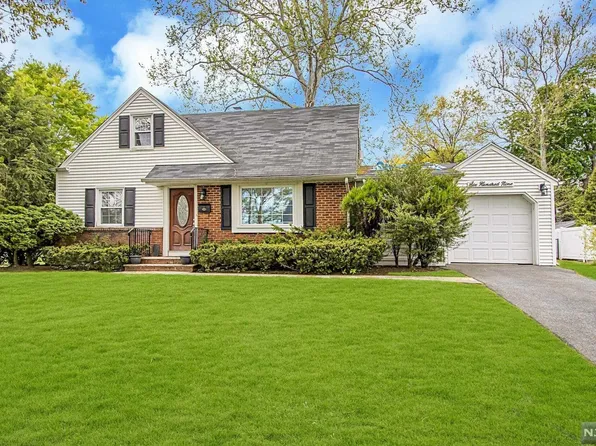 609 5th Ave, River Edge, NJ 07661