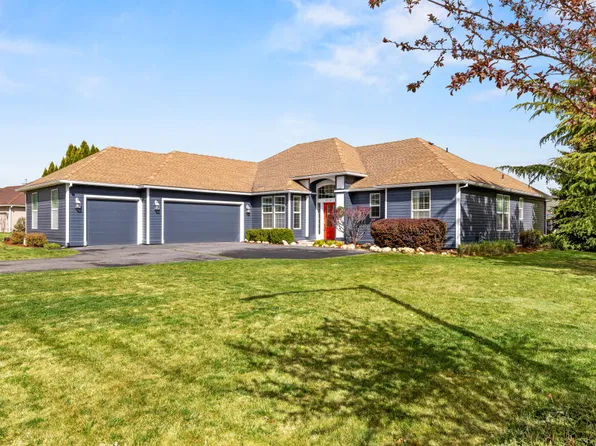 1713 Harmony Ln, Klamath Falls, OR 97601