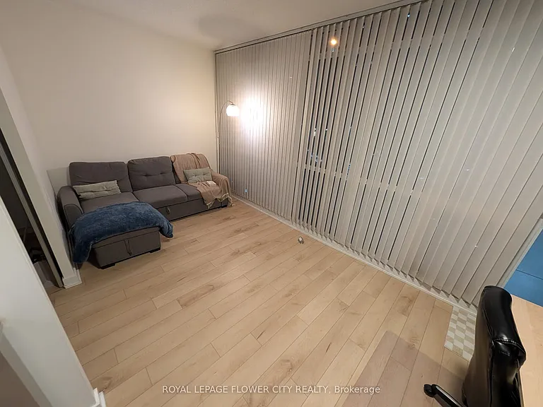 38 NW Dan Leckie Way #503 — Photo 8