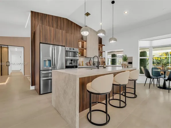 11834 Island Lakes Ln, Boca Raton, FL 33498