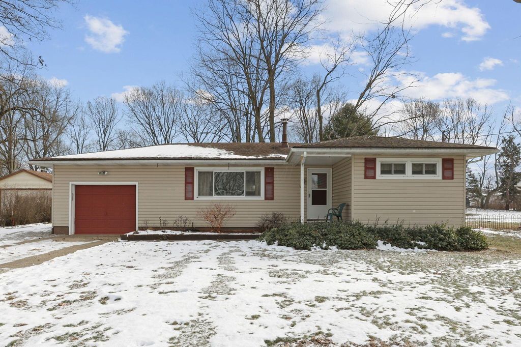 Real estate listing image