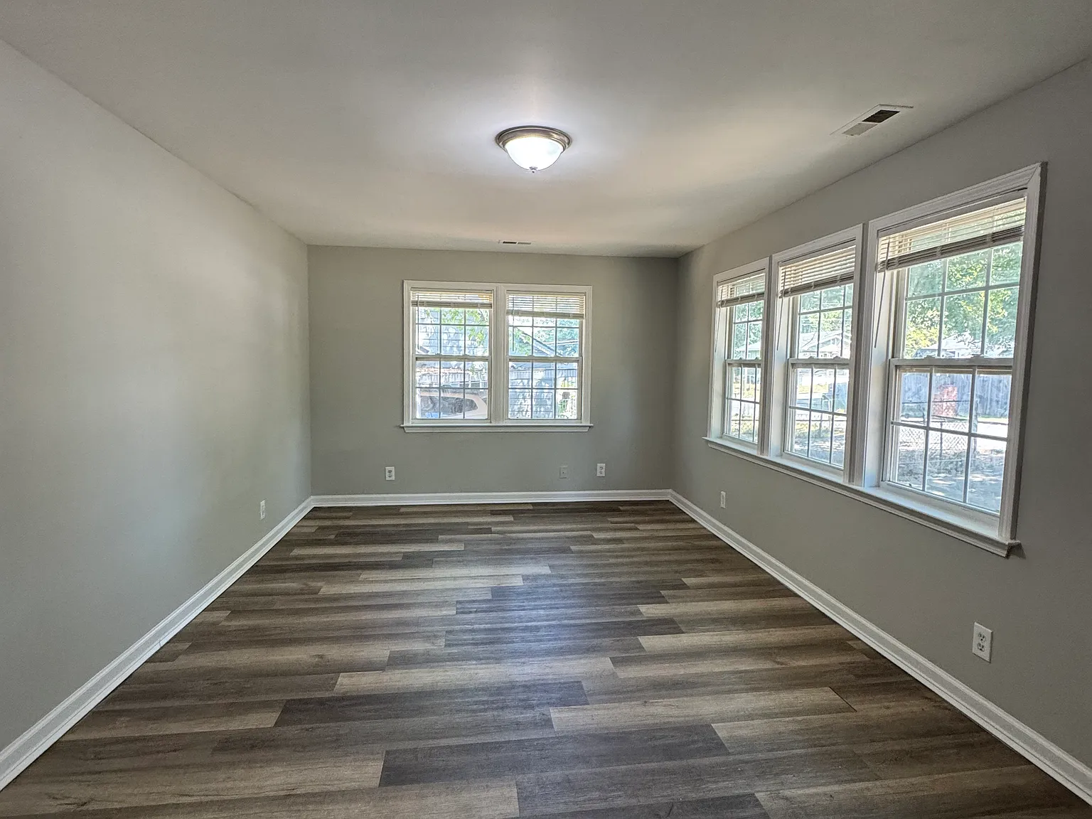 2 bed, 756 sqft, $1,250 — Photo 3