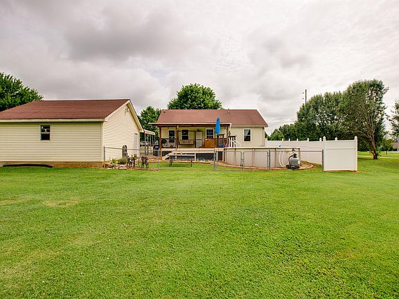 4th image of 5235 Grassland Dr