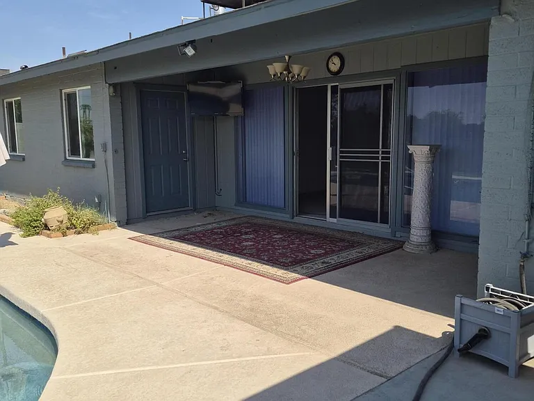517 W Peralta Ave — Photo 10